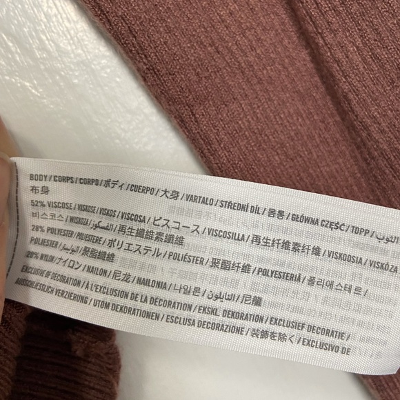 Abercrombie and Fitch Cozy A&F Collection Ribbed Knit - Picture 6 of 9